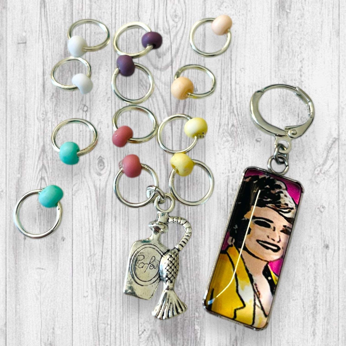 Are you a Rose or a Blanche Progress and Stitch Markers