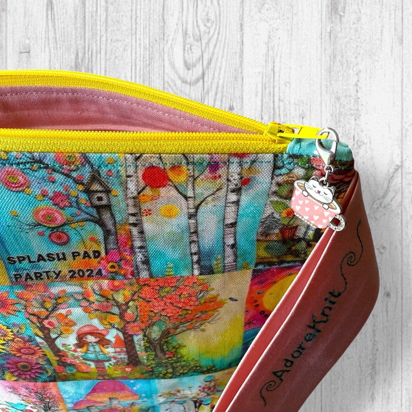 2025 Exclusive Splash Pad Party Cottage Blooms Collection Project Bag Equator, Day-to-Day, Carry All