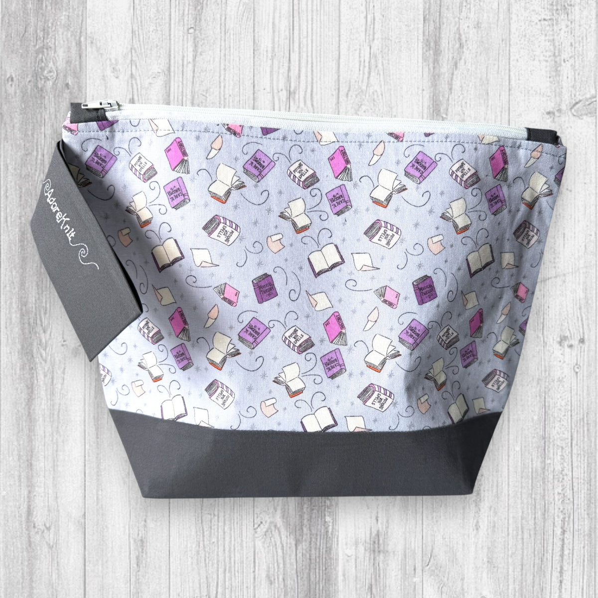 The Witching Hour Curriculum: Required Reading Knitting Project Bag | AdoreKnit
