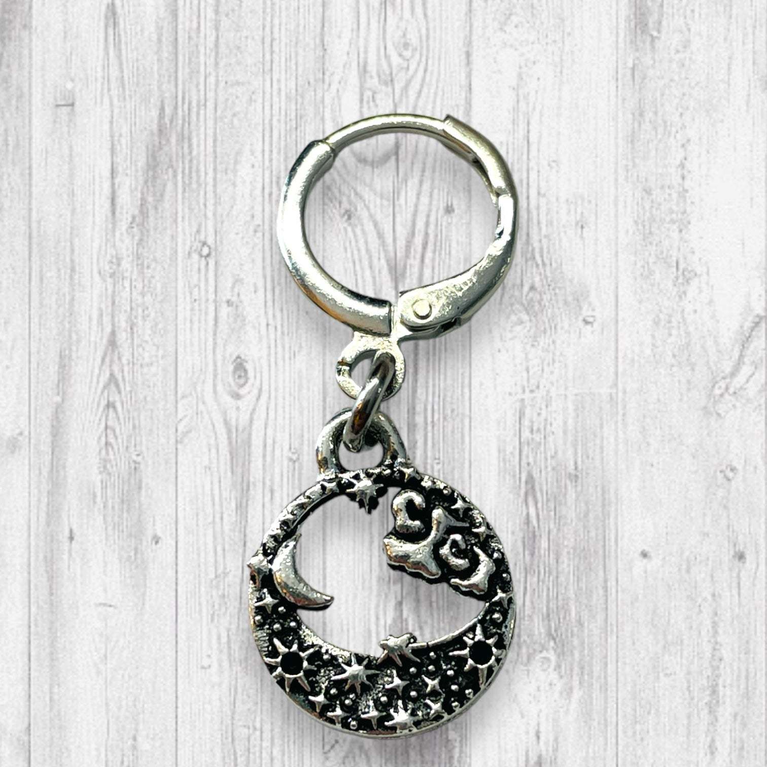 Walk Without Rhythm Progress and Stitch Markers - AdoreKnit