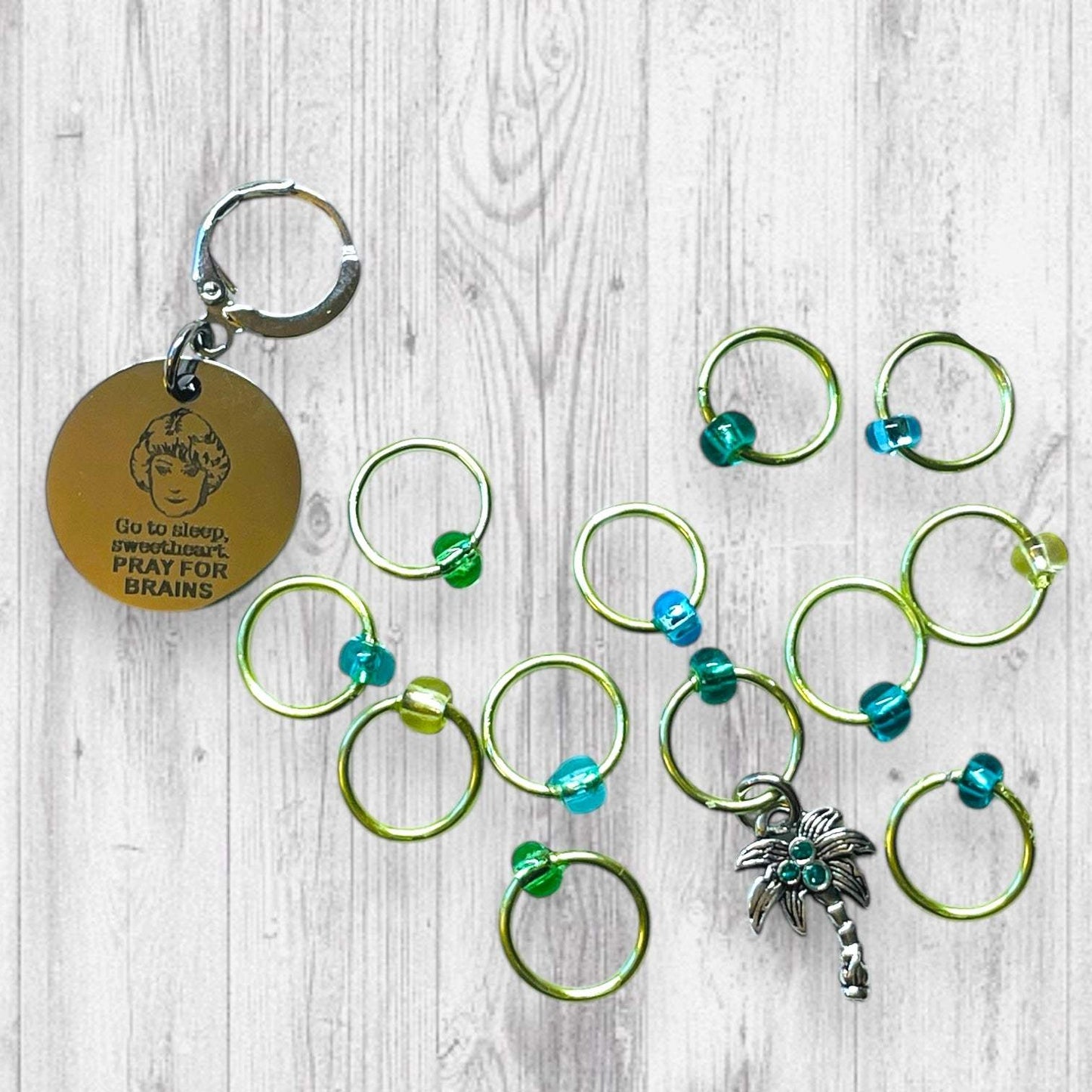 Pray For Brains Progress and Stitch Markers mediem