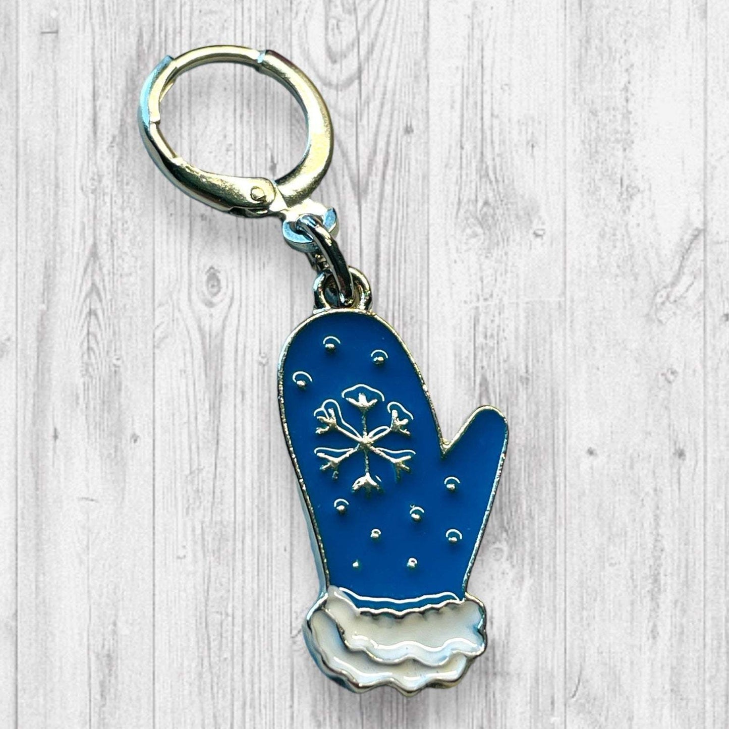 Time for some Mitten Knittin' (White) Progress and Stitch MarkersAdoreKnitTime for some Mitten Knittin' Progress and Stitch Markers are here to help with your accessory knitting!  These stitch markers are great for a knitter or crocheter. Mitten Knittin' (White) Progress