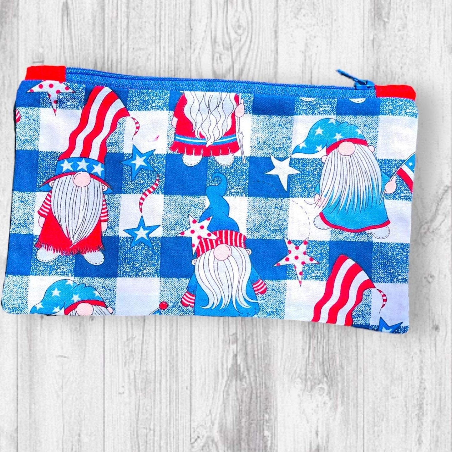Red White and GNOME Project BagAdoreKnitIntroducing the Red White and GNOME Project Bag! Just in time for your Memorial Day and 4th of July knitting adventures! We think this is the perfect summer bag, iGNOME Project Bag