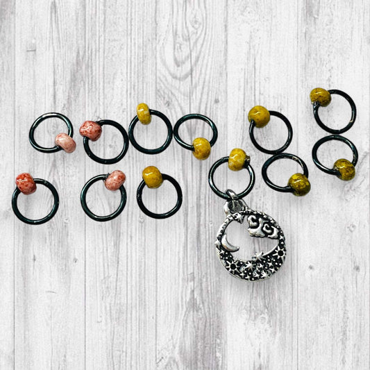 Walk Without Rhythm Progress and Stitch Markers - AdoreKnit