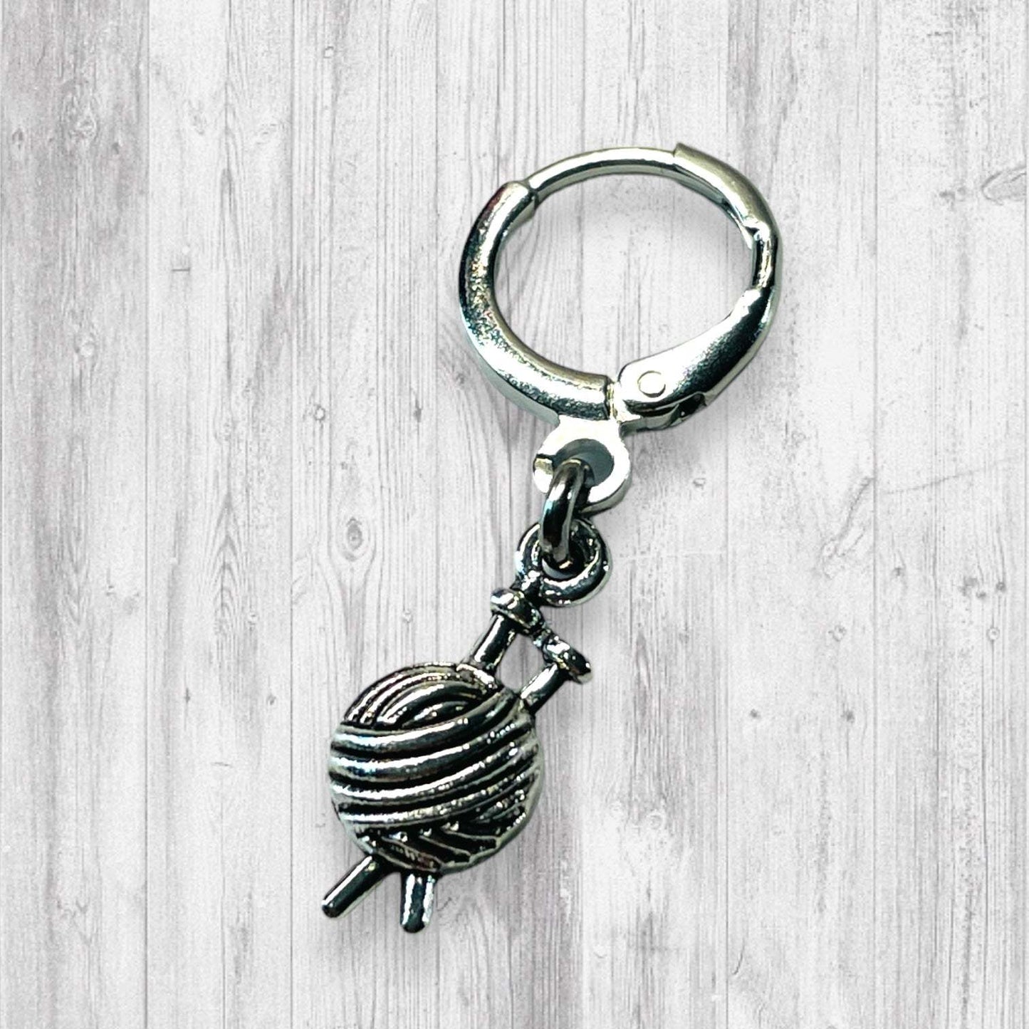 Colorwork Sweater Progress and Stitch Markers Christmas Yarn - AdoreKnit