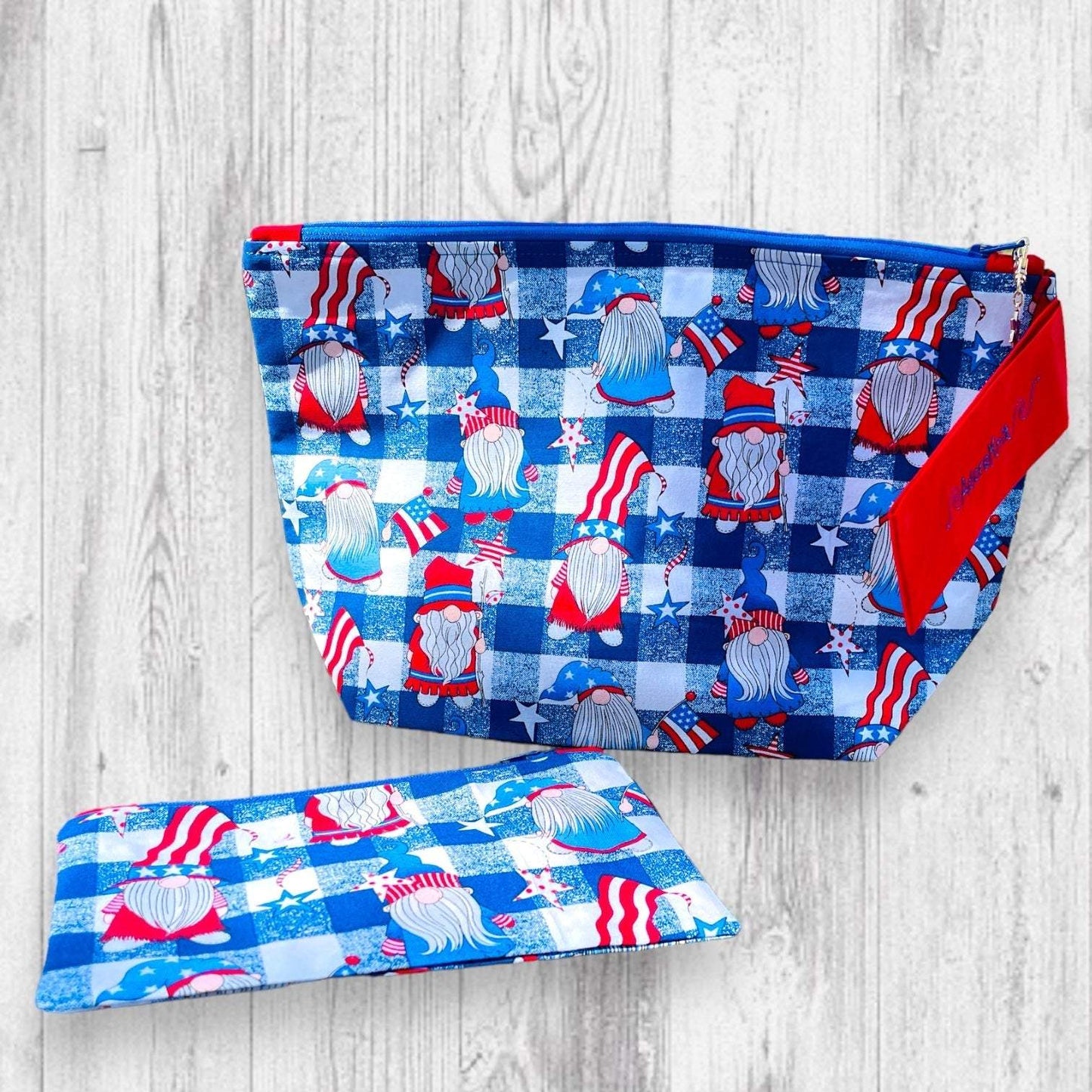 Red White and GNOME Project BagAdoreKnitIntroducing the Red White and GNOME Project Bag! Just in time for your Memorial Day and 4th of July knitting adventures! We think this is the perfect summer bag, iGNOME Project Bag