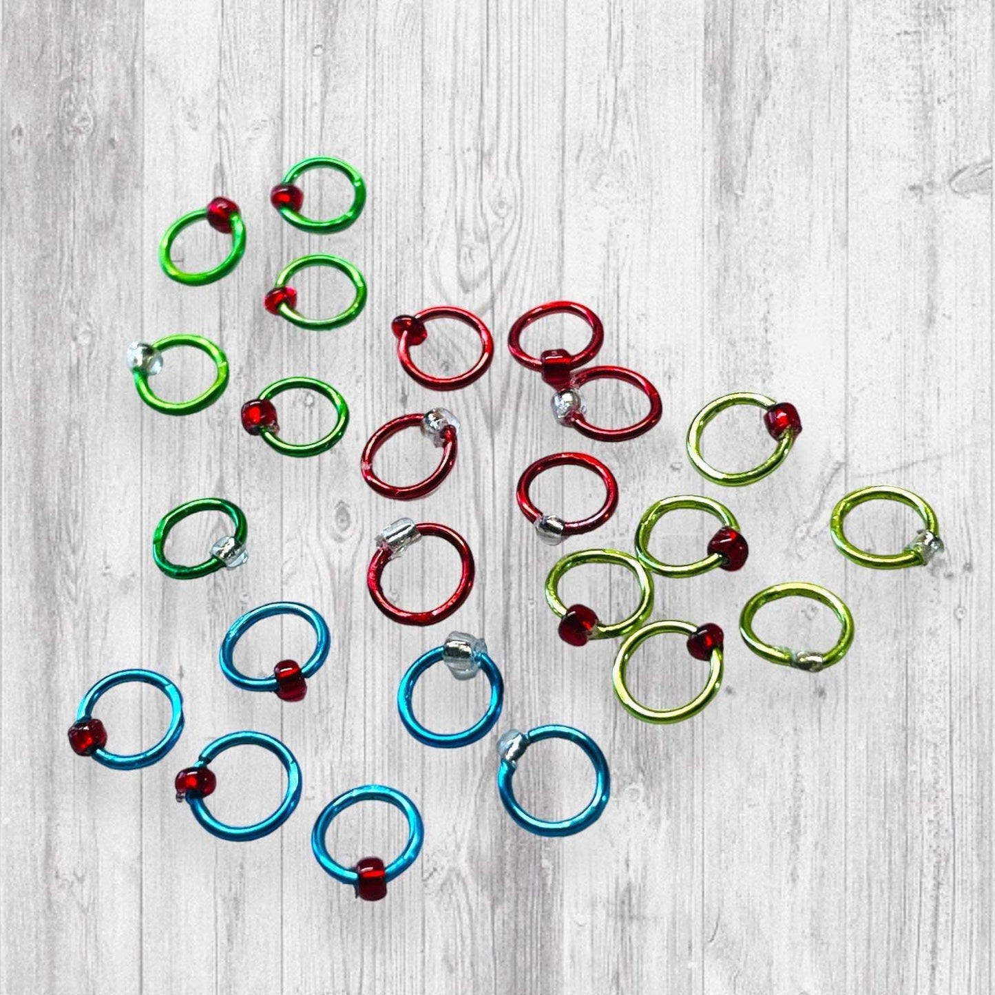 Christmas Sock Knitter's Companion Tiny Stitch Markers with Marker Container Clear Red - AdoreKnit