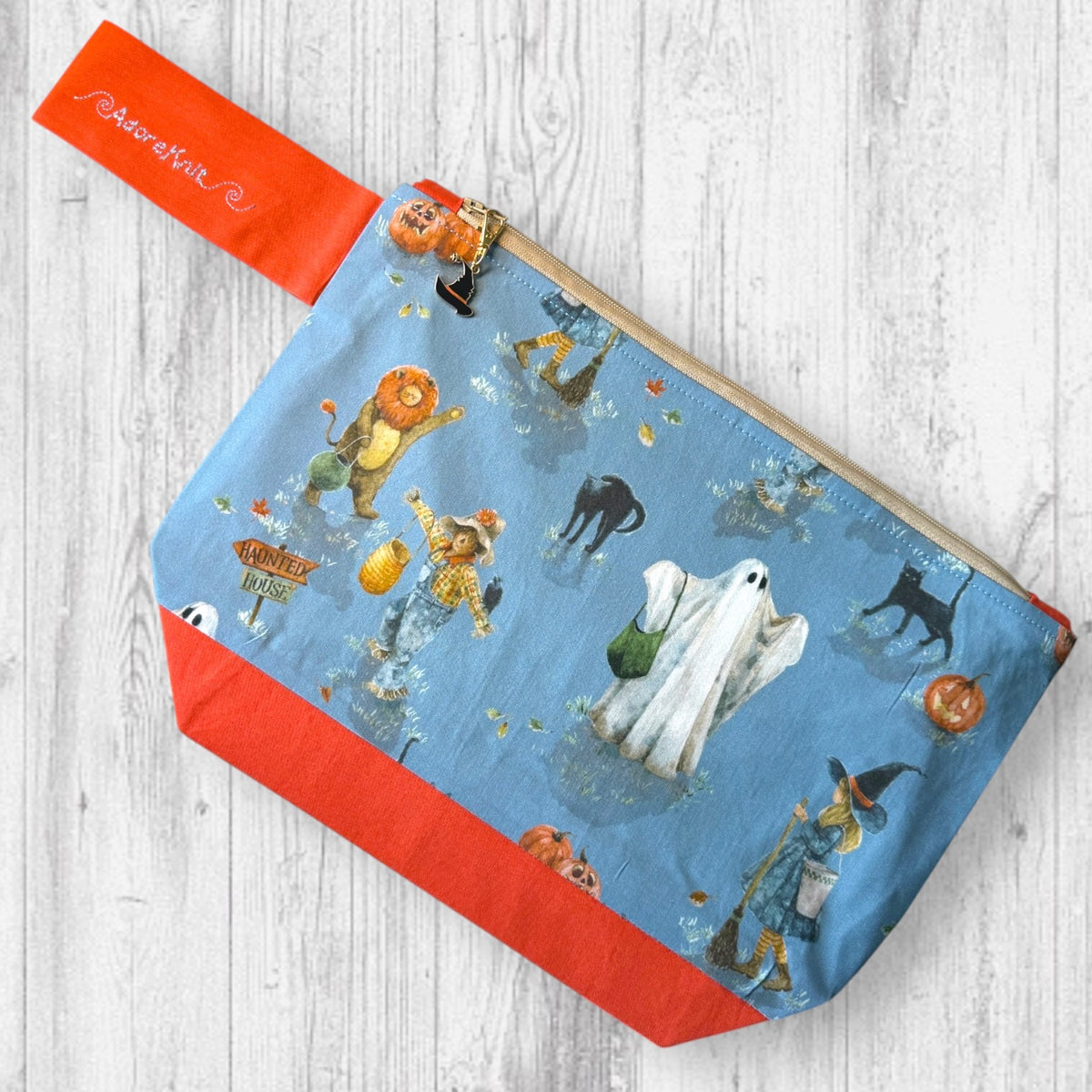 Lions and Witches and Ghosts, Oh My! Project Bag