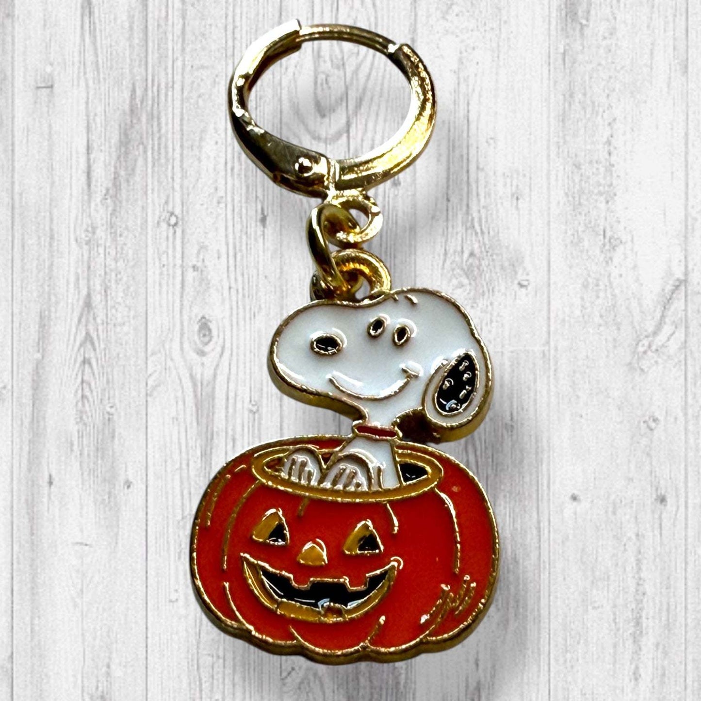 Spooky Snoop-o-lantern Progress and Stitch Markers Snoopy