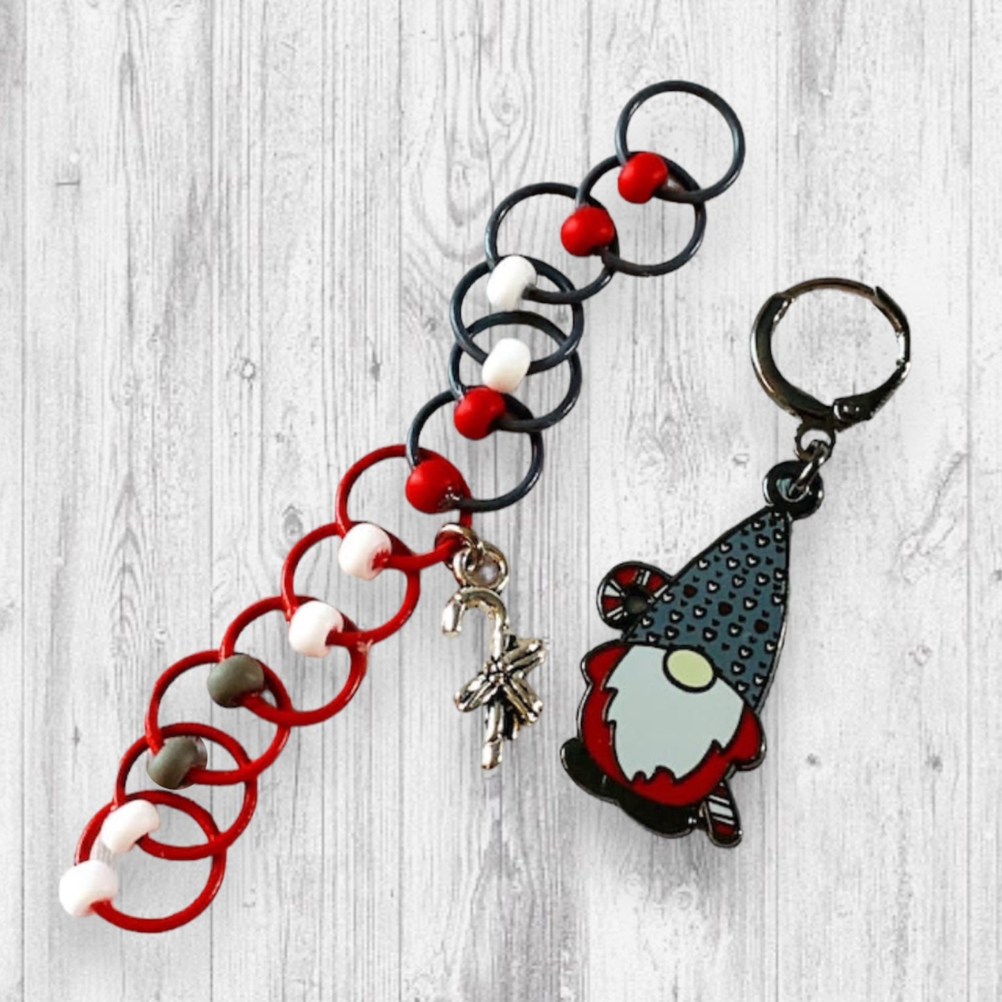 2022 Pigskin Party Candy Cane Christmas Gnome Progress and Stitch Markers Red LG - AdoreKnit
