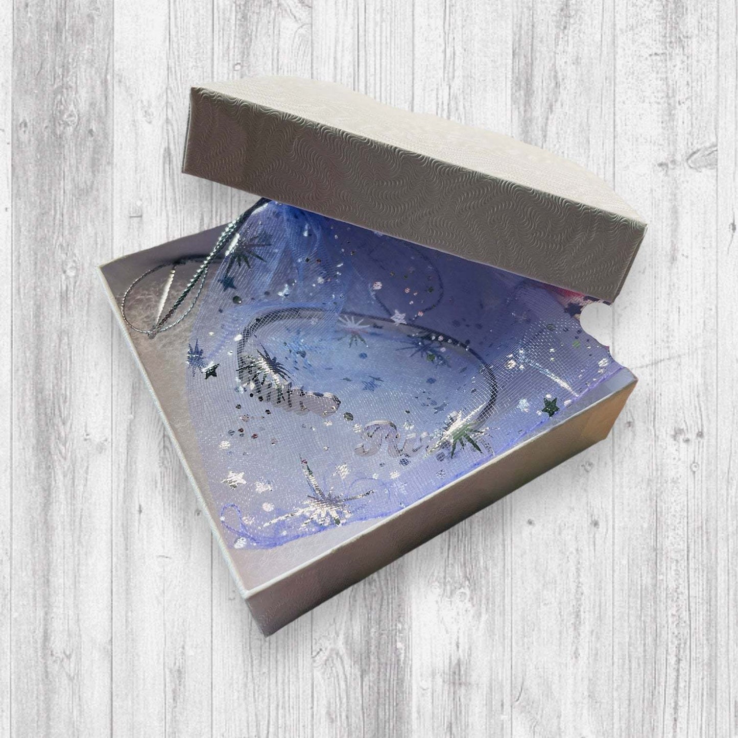 Knit🖤 Purl Bracelet tooAdoreKnitThe Knit 🖤 Purl Bracelet designed by Steph, this stainless steel bangle is the perfect way to show your love of knitting.  Measuring 6.25" in circumference the bangKnit🖤 Purl Bracelet