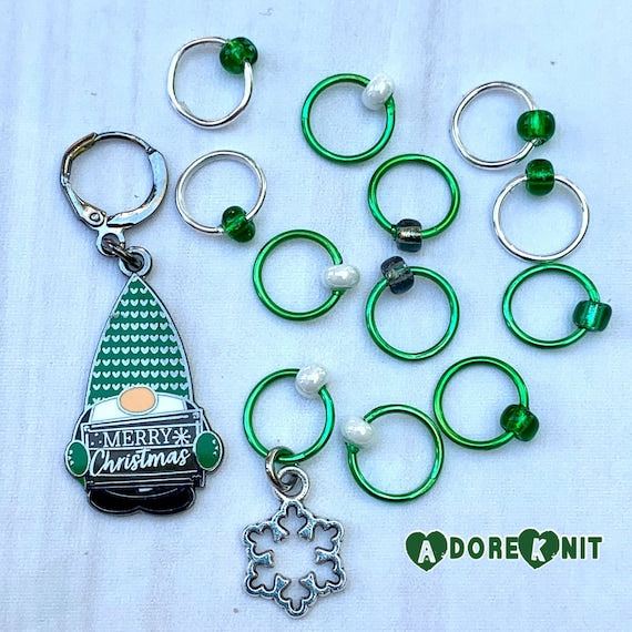 2022 Pigskin Party Merry Christmas Gnome Progress and Stitch Markers GREEN - AdoreKnit