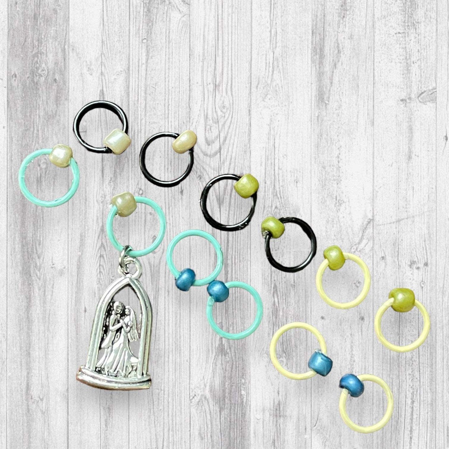 Much Ado About Nothing Progress and Stitch Markers - AdoreKnit