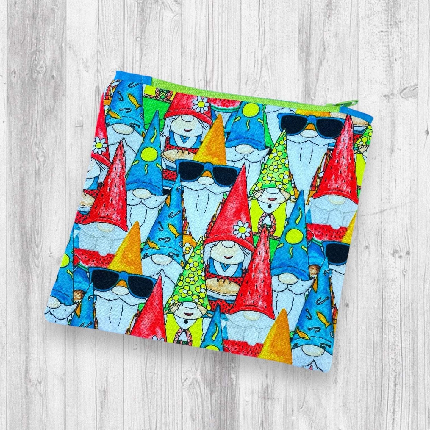 Summertime Gnomes Project Bag - AdoreKnit