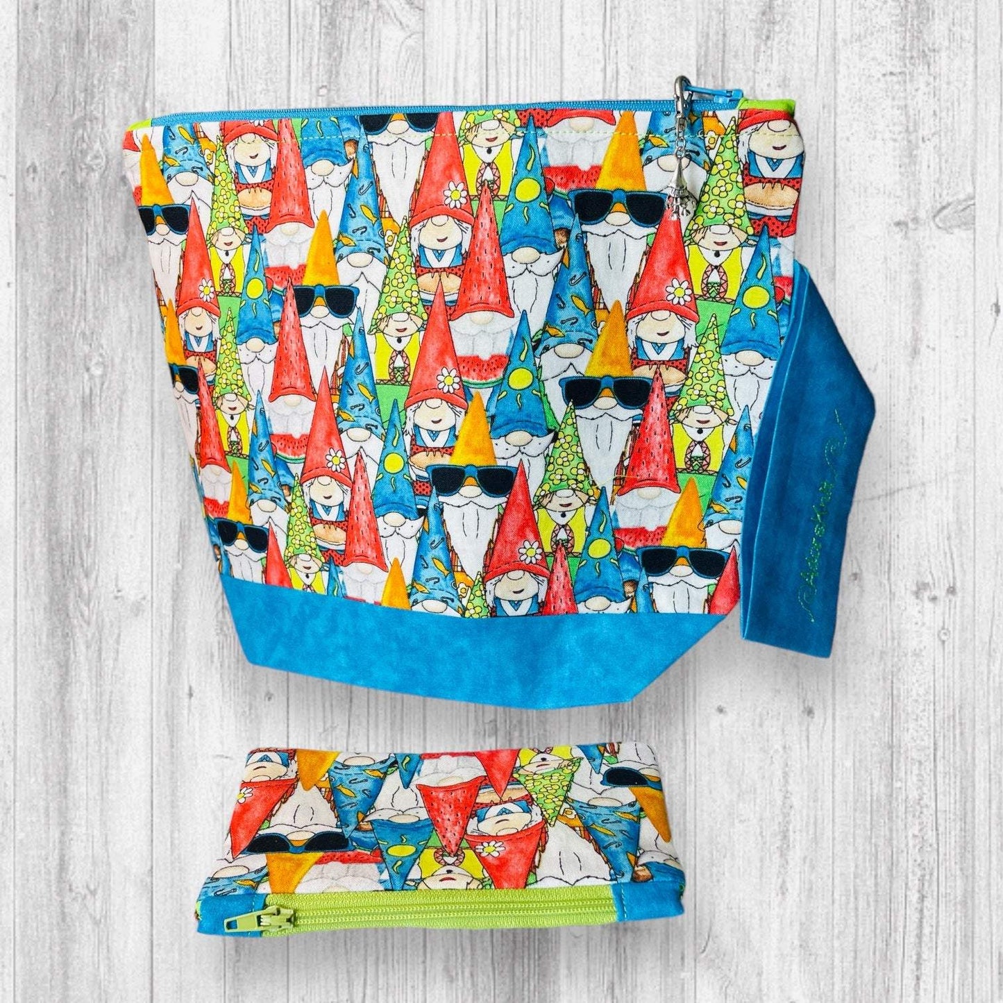Summertime Gnomes Project Bag - AdoreKnit