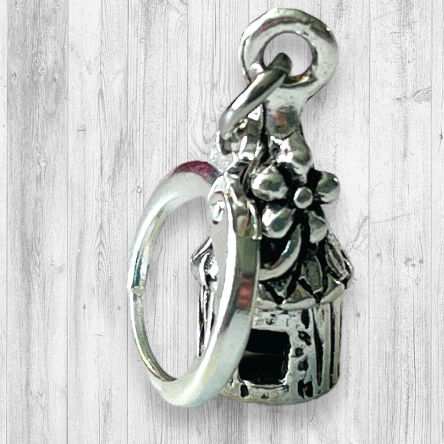 You Don't Gnome Me Progress and Stitch MarkersAdoreKnitYou Don't Gnome Me Progress and Stitch Markers. We couldn't decide if the Gnome house or the daisy went better for this set, so you decide!  Both match perfectly witStitch Markers