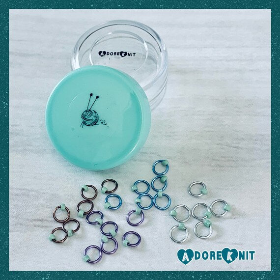 Sock Knitter's Companion Tiny Stitch Markers with Marker Container Double Aqua - AdoreKnit