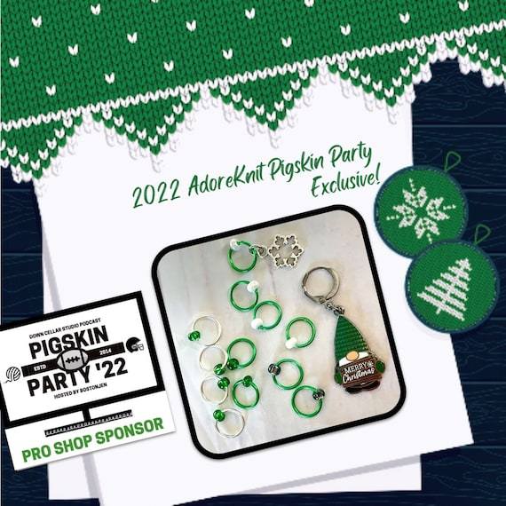 2022 Pigskin Party Merry Christmas Gnome Progress and Stitch Markers GREEN - AdoreKnit