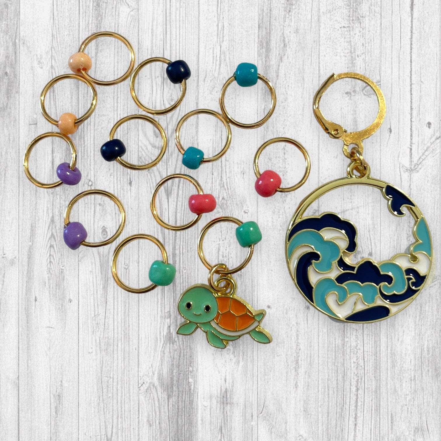 Shell Yeah! Progress and Stitch Markers - AdoreKnit