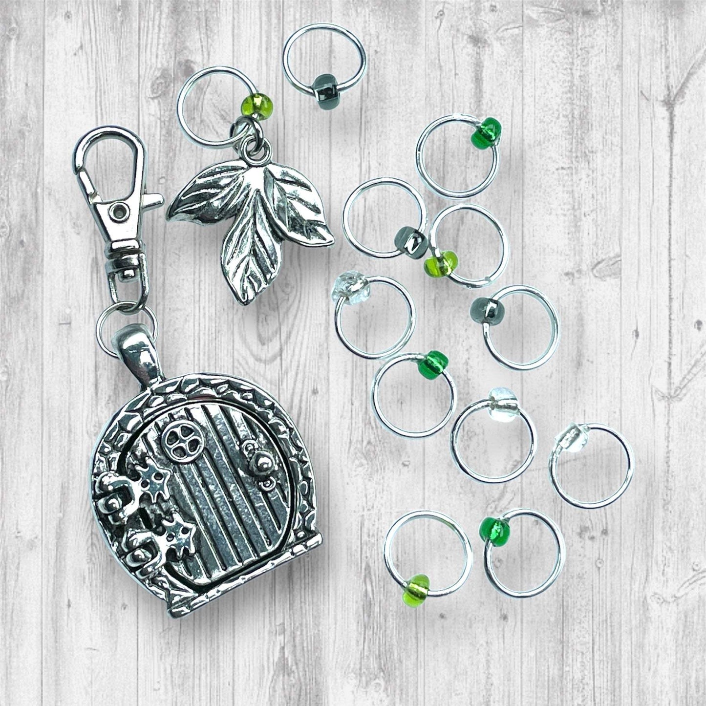 Hobbit & Lord of the Rings inspired Progress & Stitch MarkersAdoreKnit“In a hole in the ground there lived a hobbit. Not a nasty, dirty, wet hole, filled with the ends of worms and an oozy smell, nor yet a dry, bare, sandy hole with noRings inspired Progress & Stitch Markers