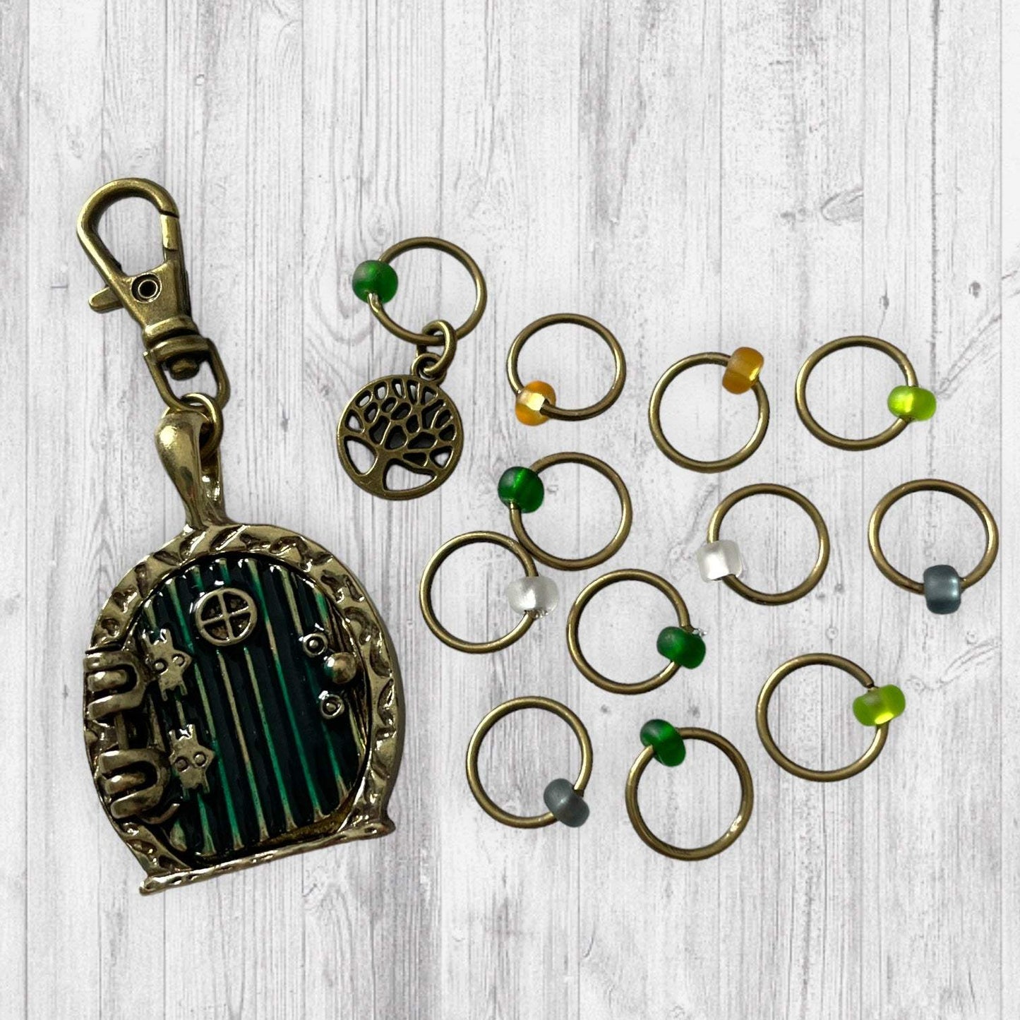 That Means Comfort Progress and Stitch MarkersAdoreKnit“In a hole in the ground there lived a hobbit. Not a nasty, dirty, wet hole, filled with the ends of worms and an oozy smell, nor yet a dry, bare, sandy hole with noMeans Comfort Progress