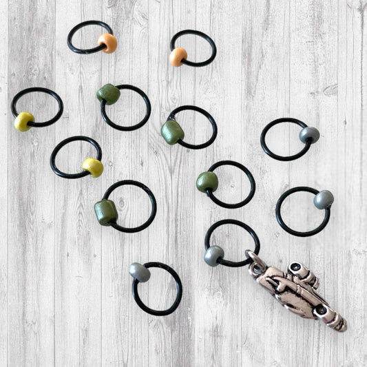 This is the Way Progress and Stitch MarkersAdoreKnitThis Is the Way Progress and Stitch Markers.  Inspired by the often heard phrase in the Madalorian Series.  The prefect gift for a knitter! These stitch markers are Stitch Markers