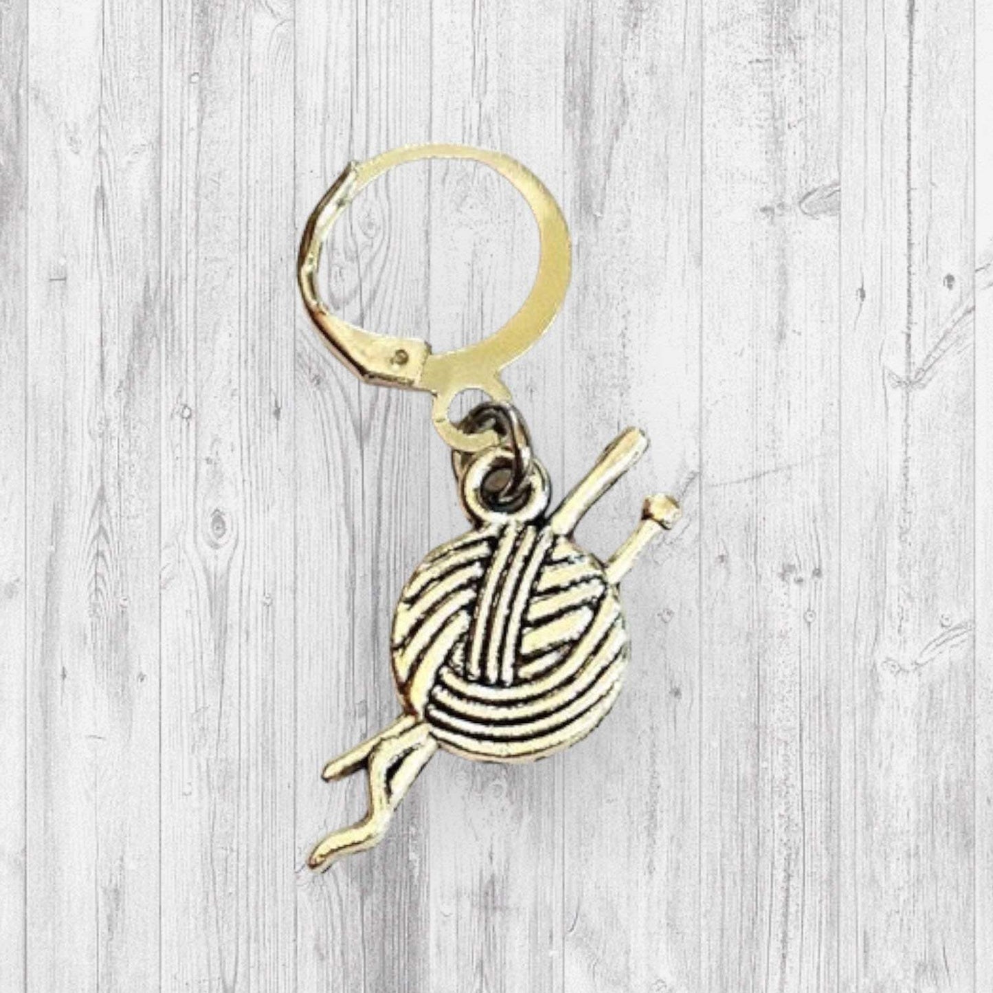 Gnome Again! Fuchsia Hat Progress and Stitch Markers - AdoreKnit