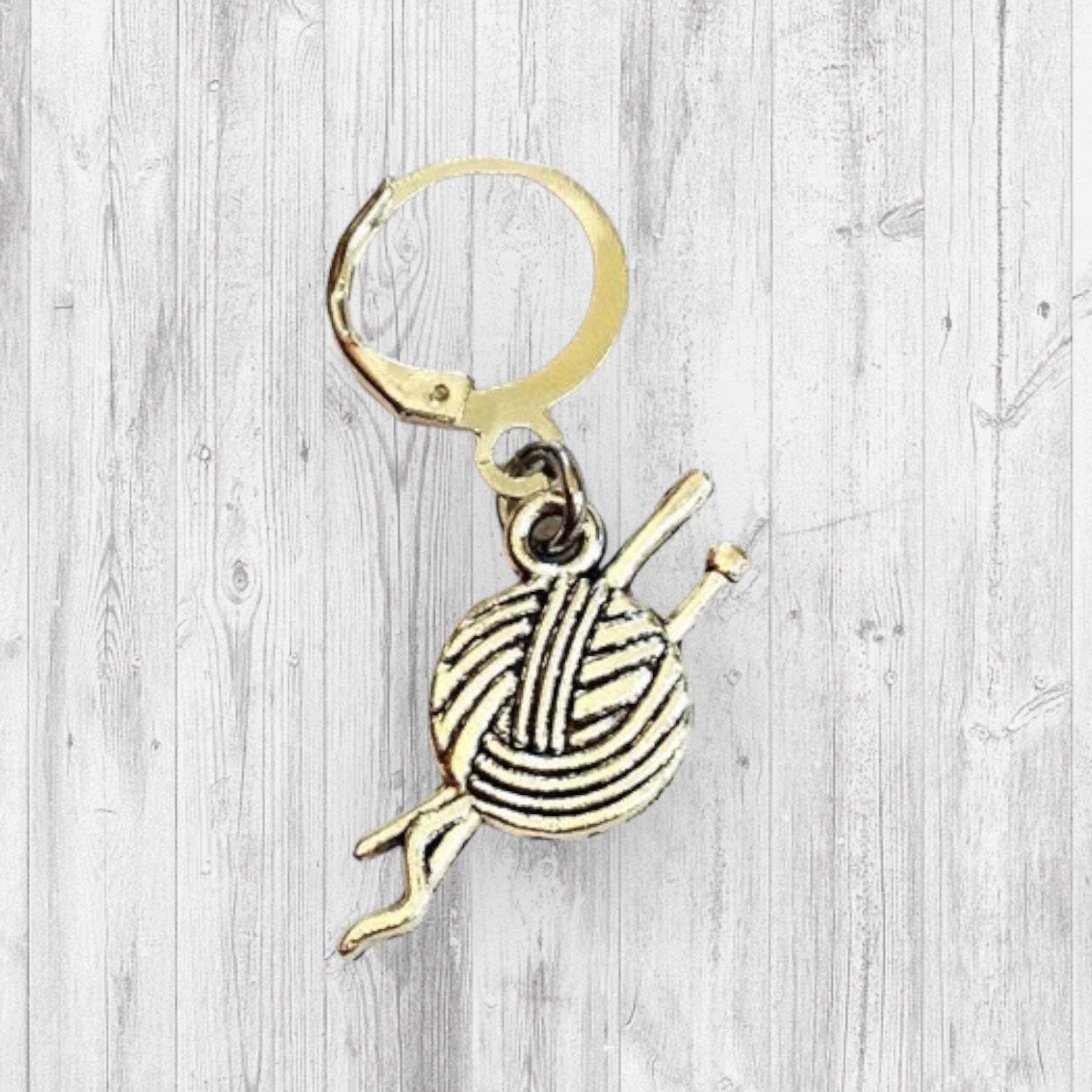 Gnome Again! Fuchsia Hat Progress and Stitch Markers - AdoreKnit