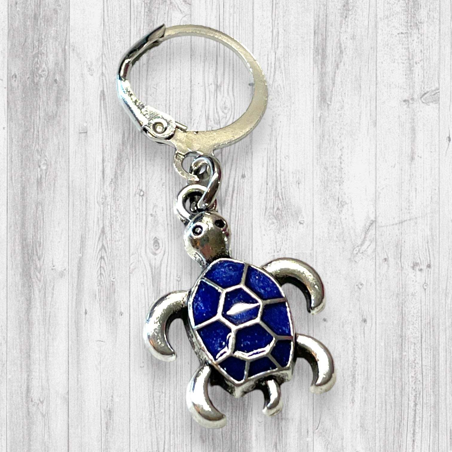 Seahorse and Blue Turtle Progress and Stitch MarkersAdoreKnitSeahorse and Blue Turtle Progress and Stitch Markers. The prefect gift for a knitter! These stitch markers are great for a knitter or crocheter. Include in a swap paBlue Turtle Progress