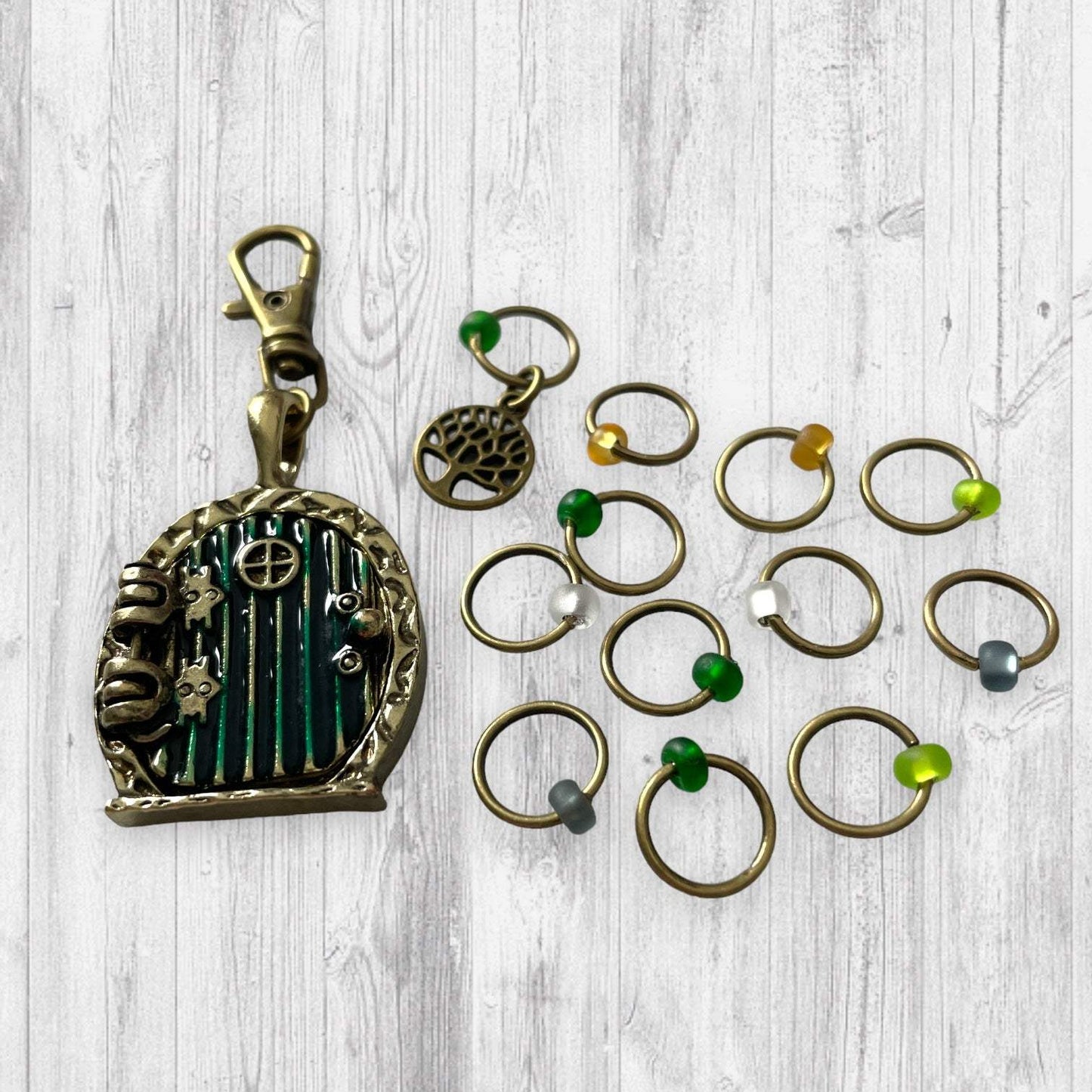 That Means Comfort Progress and Stitch MarkersAdoreKnit“In a hole in the ground there lived a hobbit. Not a nasty, dirty, wet hole, filled with the ends of worms and an oozy smell, nor yet a dry, bare, sandy hole with noMeans Comfort Progress