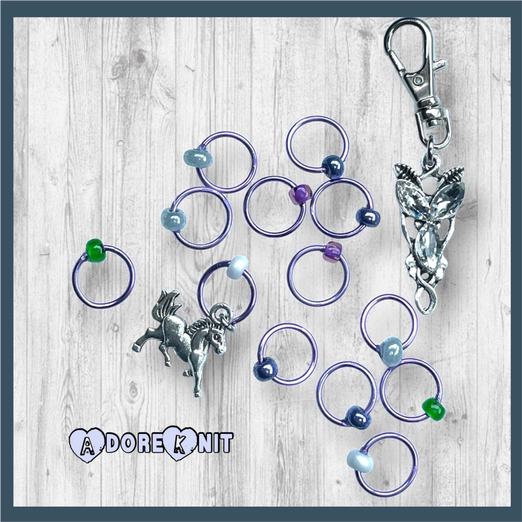 Evenstar inspired Progress and Stitch MarkersAdoreKnitEvenstar inspired Progress and Stitch Markers.   Inspired by the Evenstar worn by Arwen in The Lord of the Rings.  And also inspired by Arwen and Frodo's race on horEvenstar inspired Progress