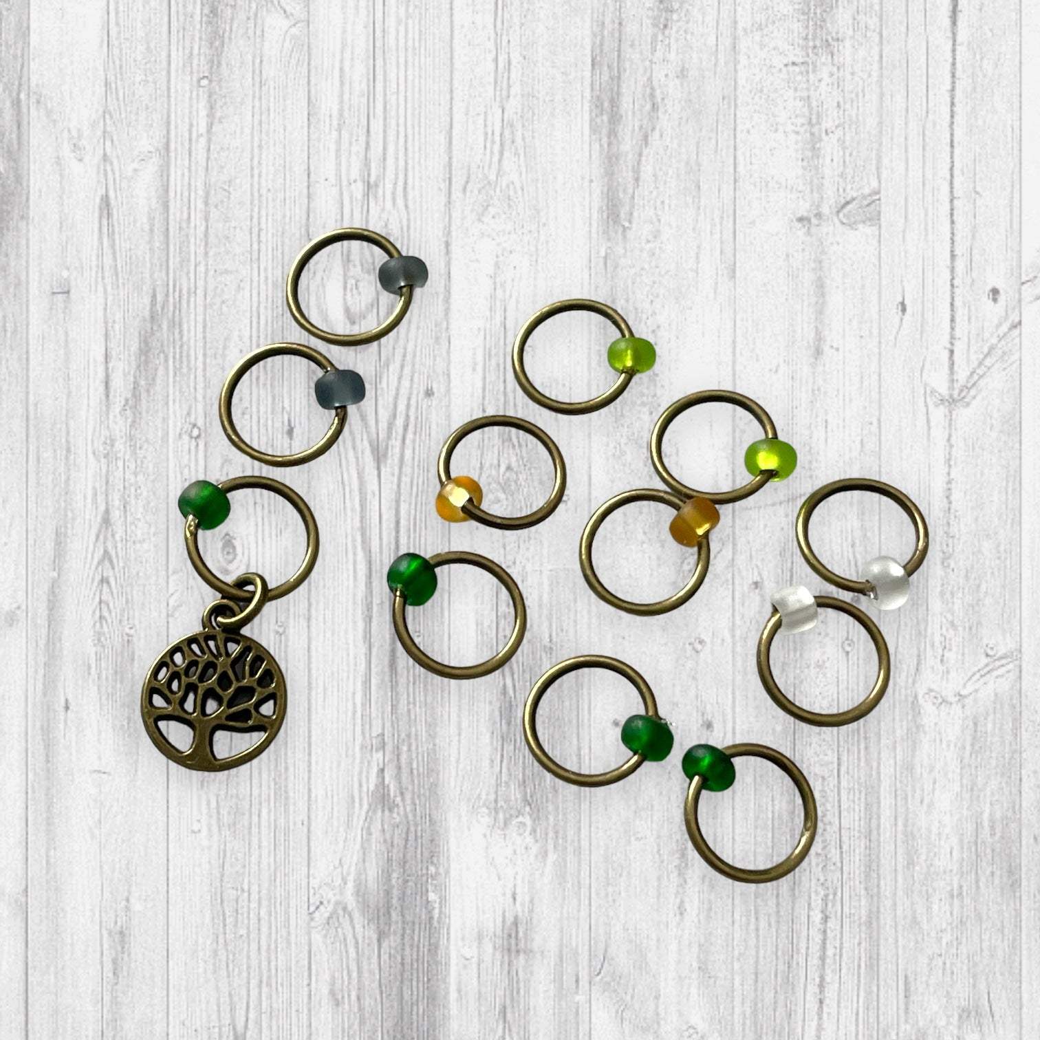 That Means Comfort Progress and Stitch MarkersAdoreKnit“In a hole in the ground there lived a hobbit. Not a nasty, dirty, wet hole, filled with the ends of worms and an oozy smell, nor yet a dry, bare, sandy hole with noMeans Comfort Progress