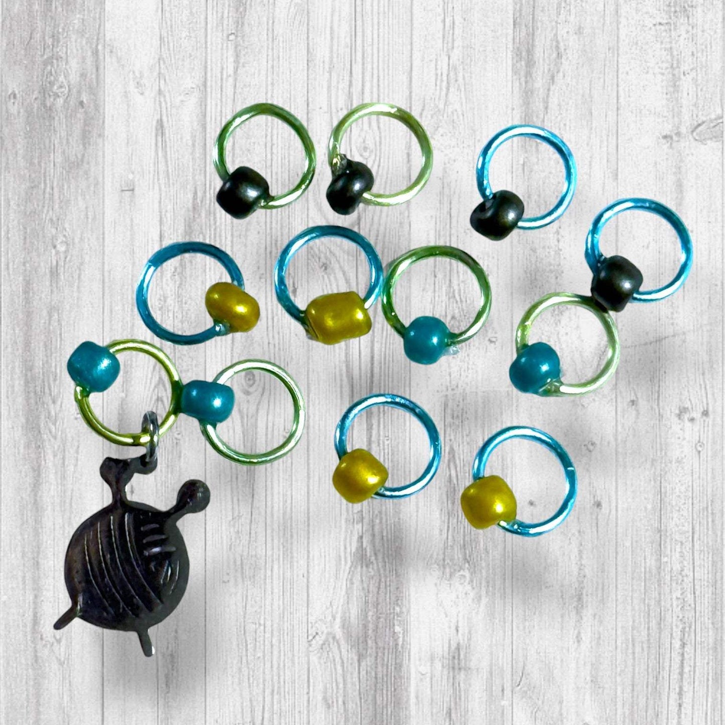 Knit Between Scoops Stitch Markers | Ice Cream & Yarn Progress Keeper Set