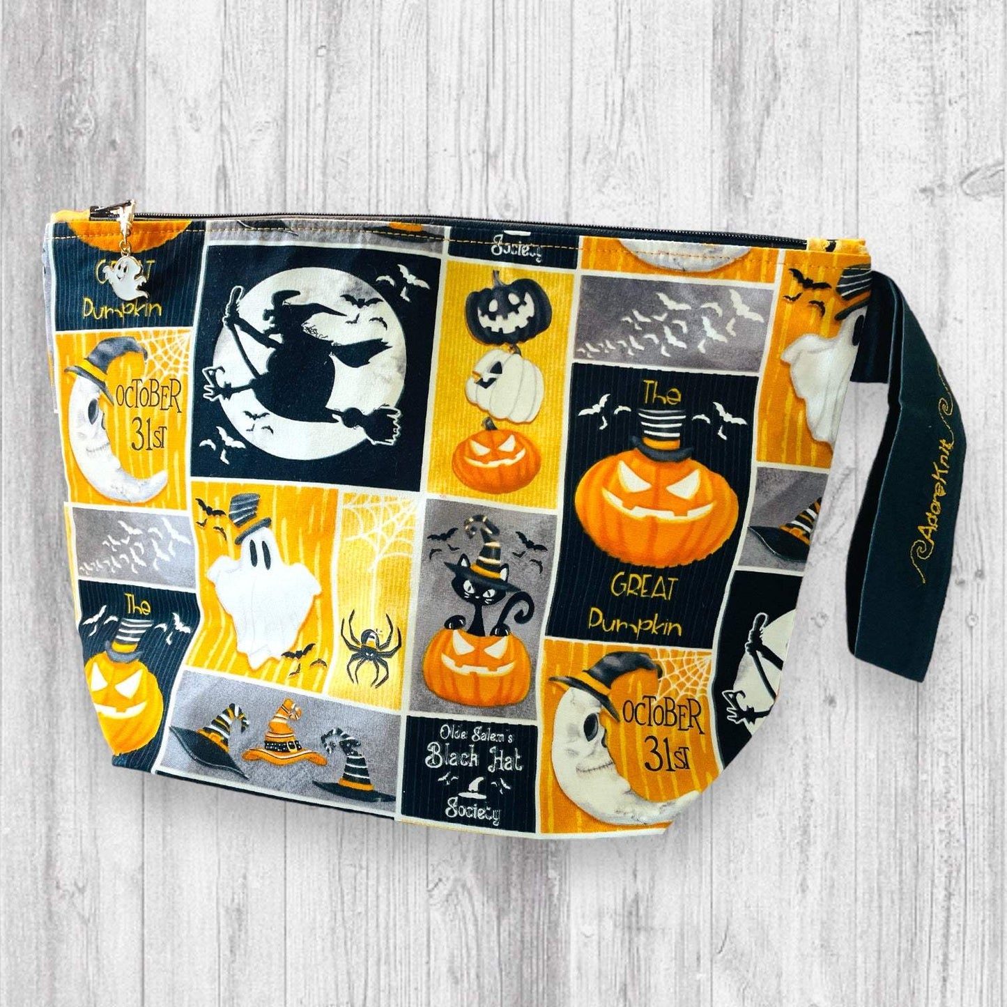 The The Usual Spookspects Wanted for Witchcraft Halloween Knitting Project Bag | AdoreKnit