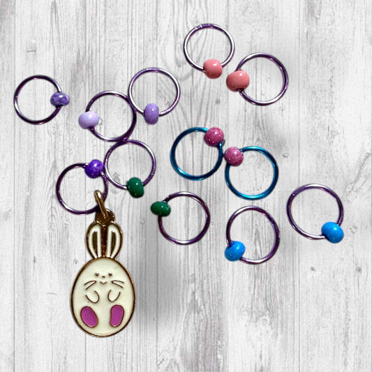 Gnomebody Found the Eggs Progress and Stitch Markers