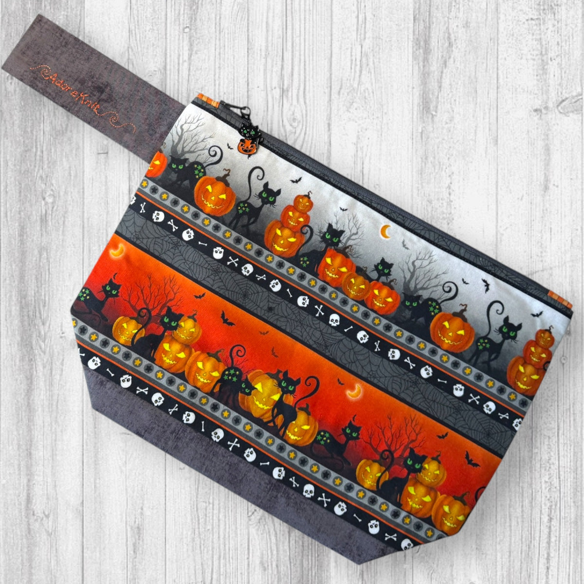 Pawsitively Haunted Project Bag