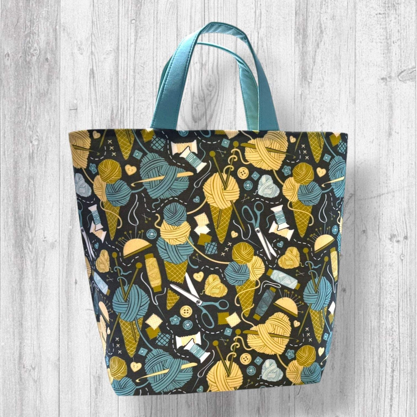 Knit Between Scoops Project Bag | Summer Stitch Knitting Yarn Bag