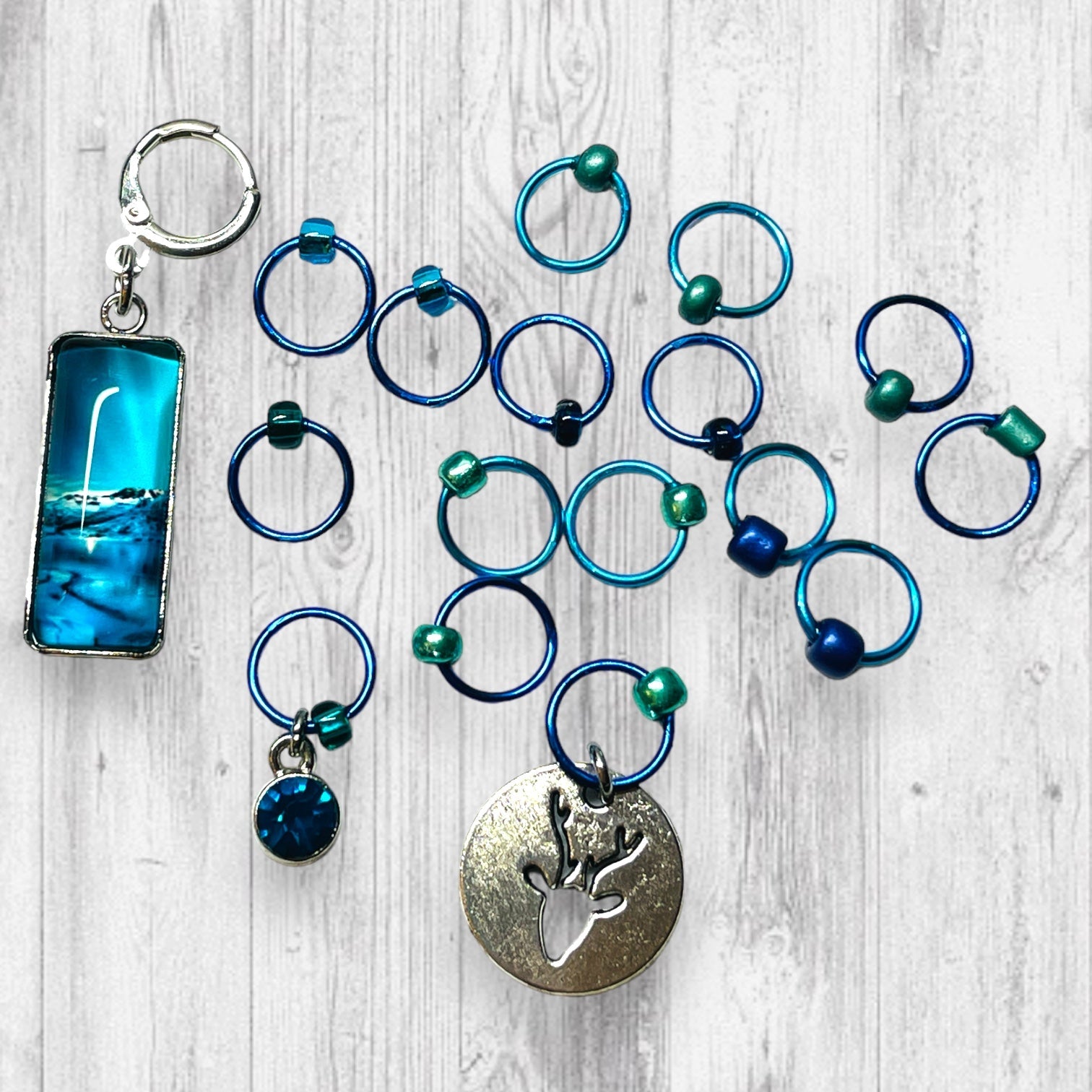 Transition and Refeneration Progress and Stitch Markers - AdoreKnit