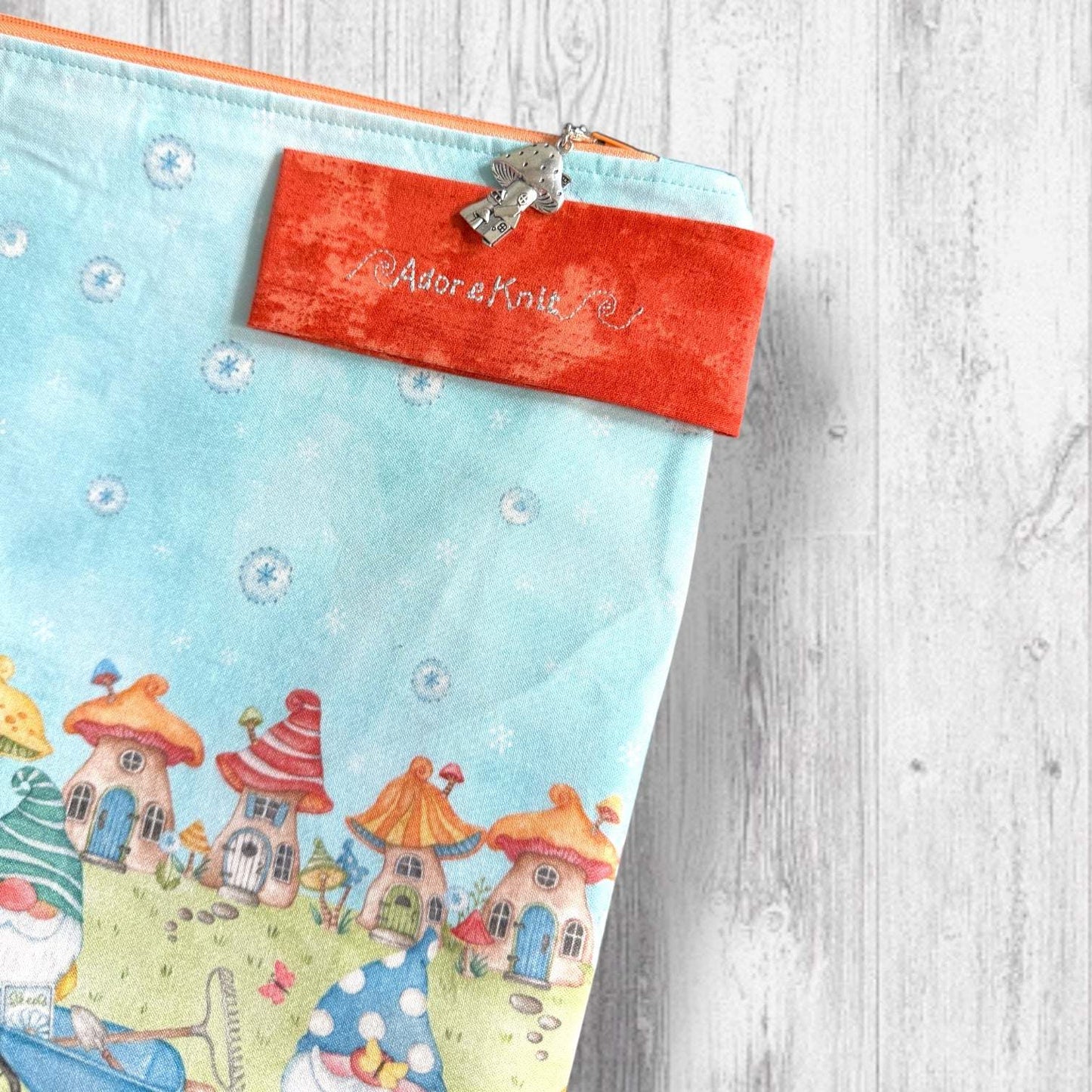Gnomegrown Delights Summer Project Bag Commuter or Day-to-Day