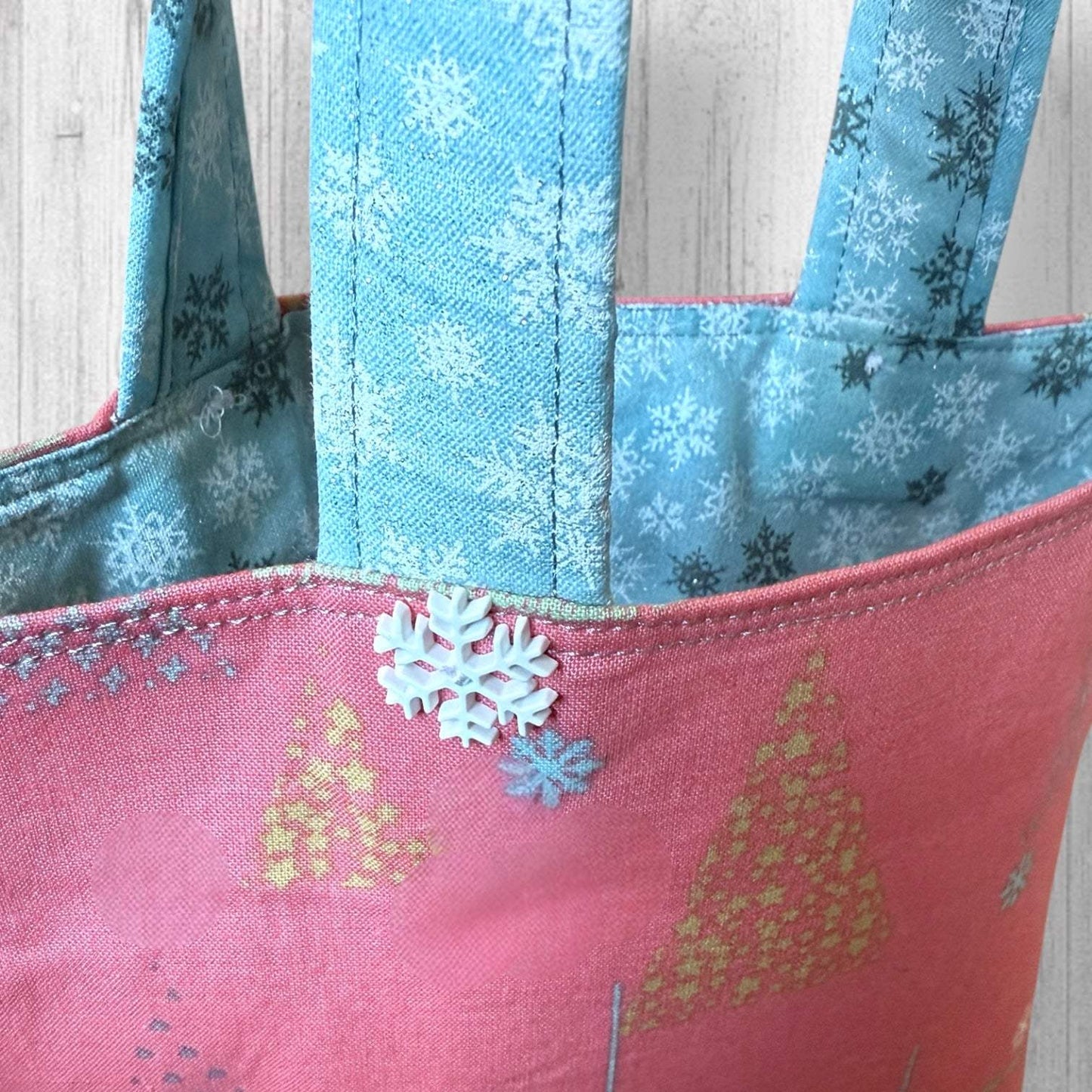 It is the Season to Sparkle Project Bag