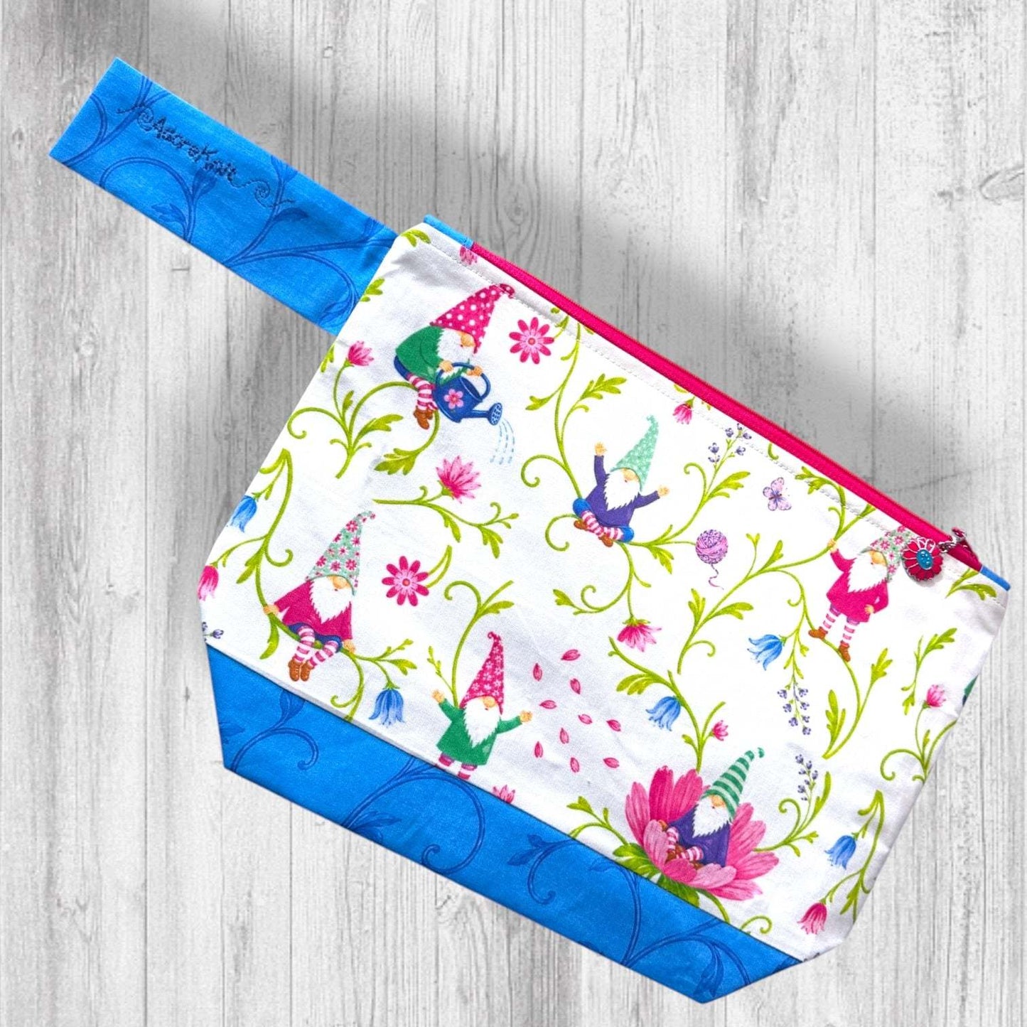 Pages, Petals & Purls Gnomes Project Bag
