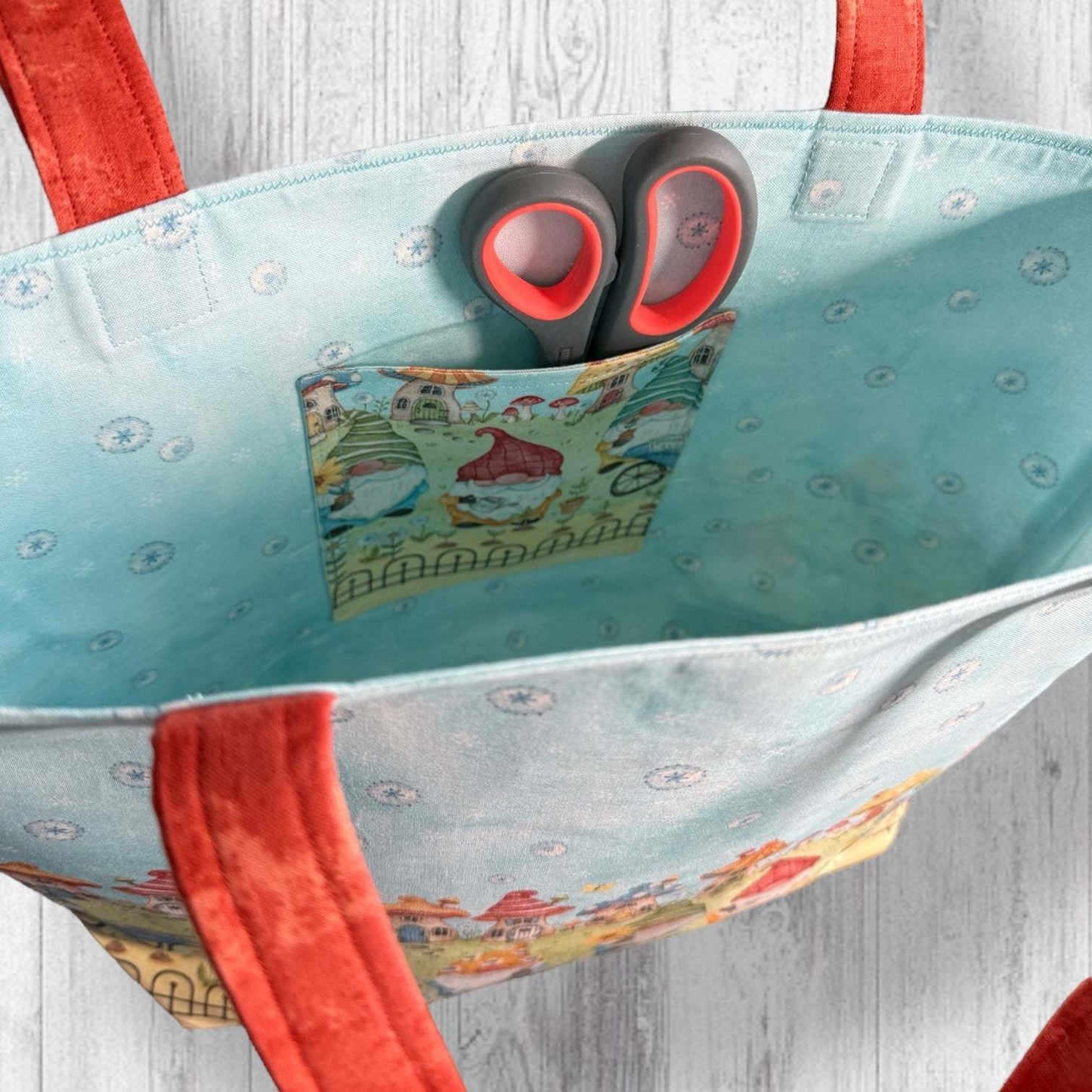 Gnomegrown Delights Summer Project Bag Commuter or Day-to-Day