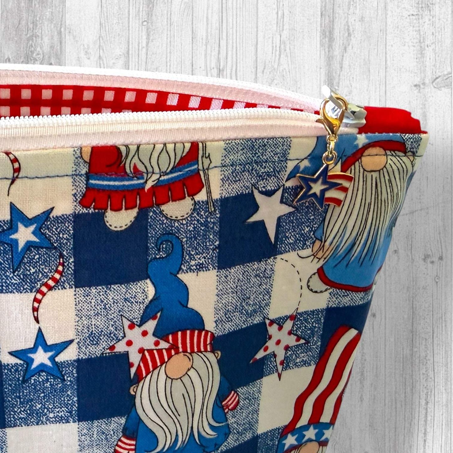 Red White and GNOME Project Bag