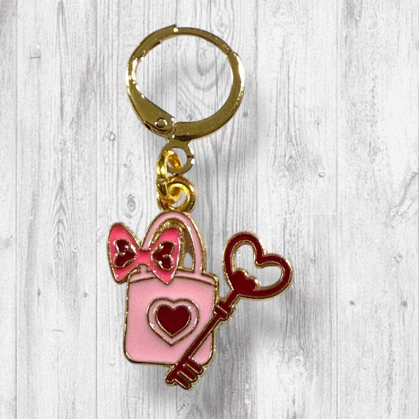 Gnomebody Loves You Like I Do Progress and Stitch Markers