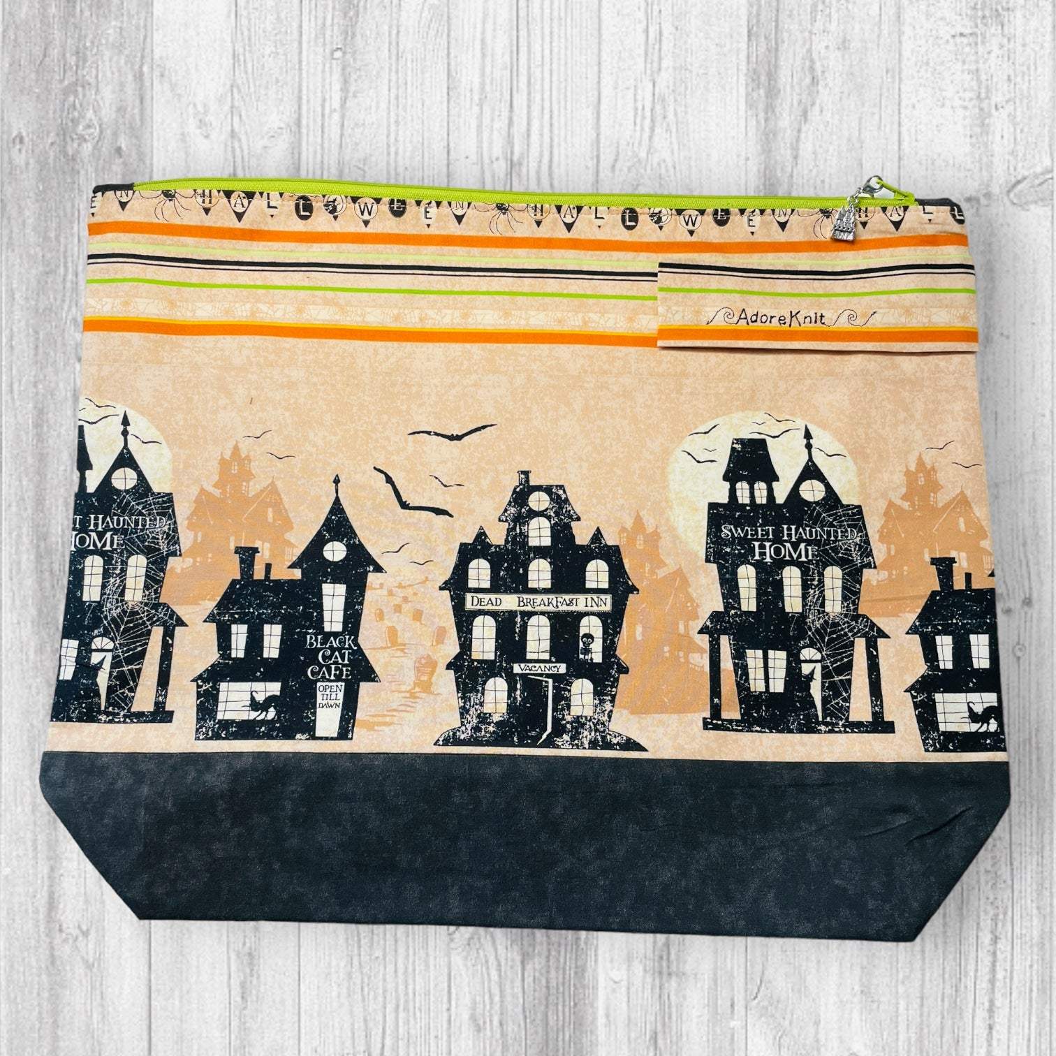 Sweet Haunted Home Halloween Project Bag - AdoreKnit