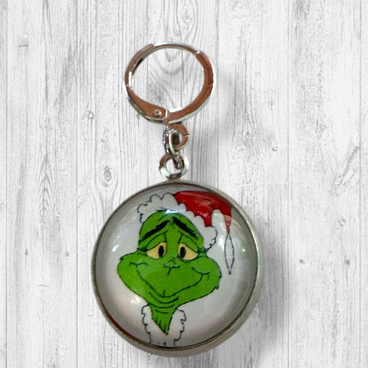 The Stregth of 10 Grinches +2 Progress and Stitch Markers