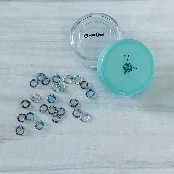 Sock Knitter's Companion Tiny Stitch Markers with Marker Container Double Aqua - AdoreKnit